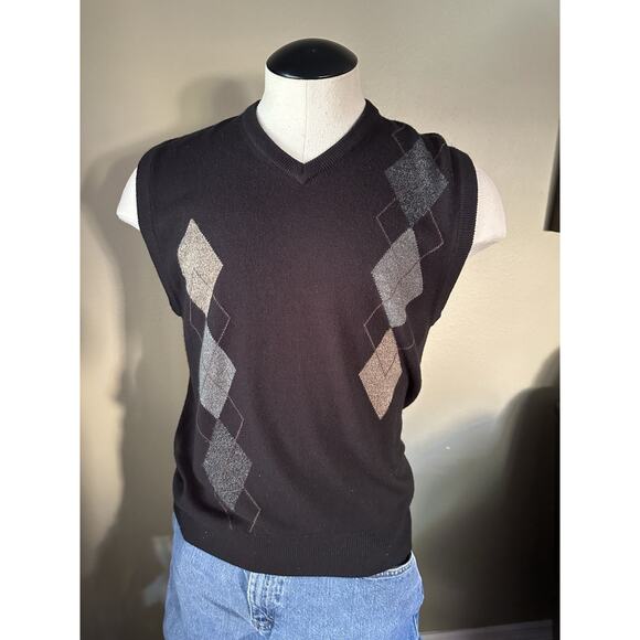 Geoffrey Beene Sweater Vest Medium, Lightweight, Soft, Retro, Argyle - Picture 1 of 8